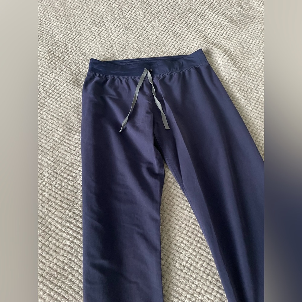 Figs Livingston Basic Scrub Pants